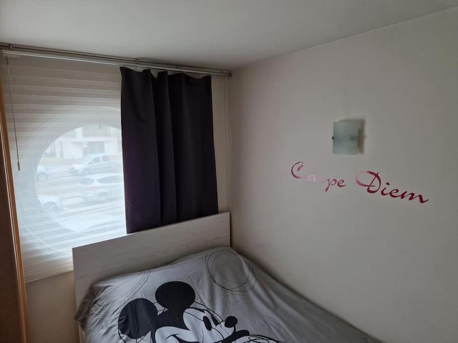 אוסטנדה Cozy Studio With Pool Close To The Sea מראה חיצוני תמונה